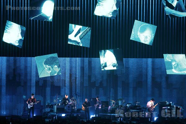 RADIOHEAD - 2012-10-11 - PARIS - Bercy - Philip Selway - Colin Greenwood - Thomas Edward Yorke - Jonny Greenwood - Edward John O'Brien